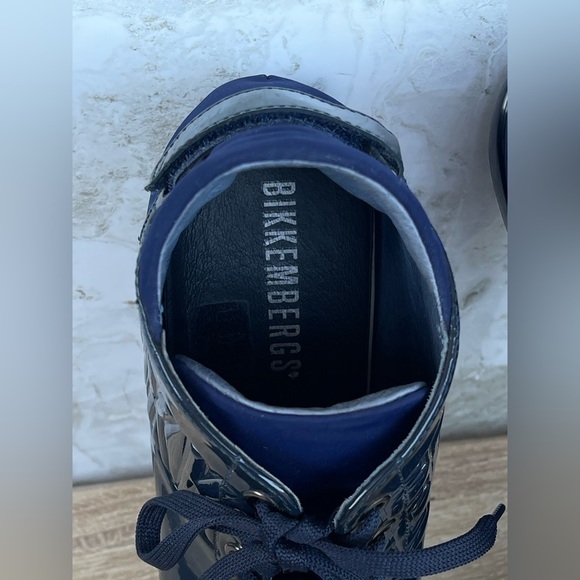 Bikkembergs Navy Patent Leather High Top Sneakers Streetwear  Bikkembergs Navy Patent Leather High Top Sneakers Streetwear size 40/ 9.5
